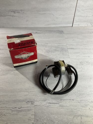 Briggs and Stratton Genuine OEM NOS Armature Magneto PT# 392329 (6930385207479)